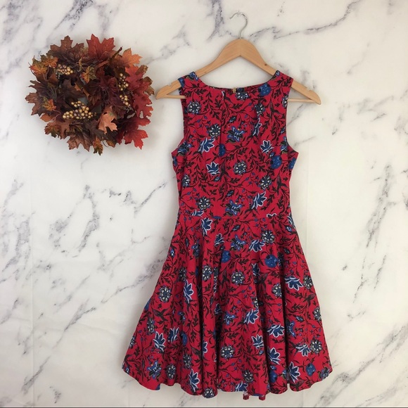 Closet Dresses & Skirts - Closet London Floral Fit & Flare Circle Dress